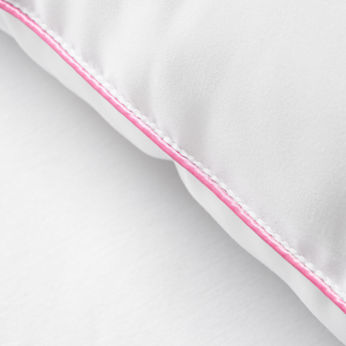 Sheraton Luxury Microfibre Pillow 900G Online KG Electronic