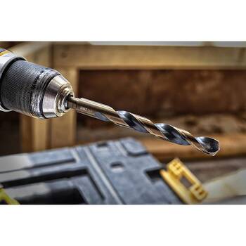 /assets/alt_1/CHW-DT70727-QZ.jpg?20260123151522