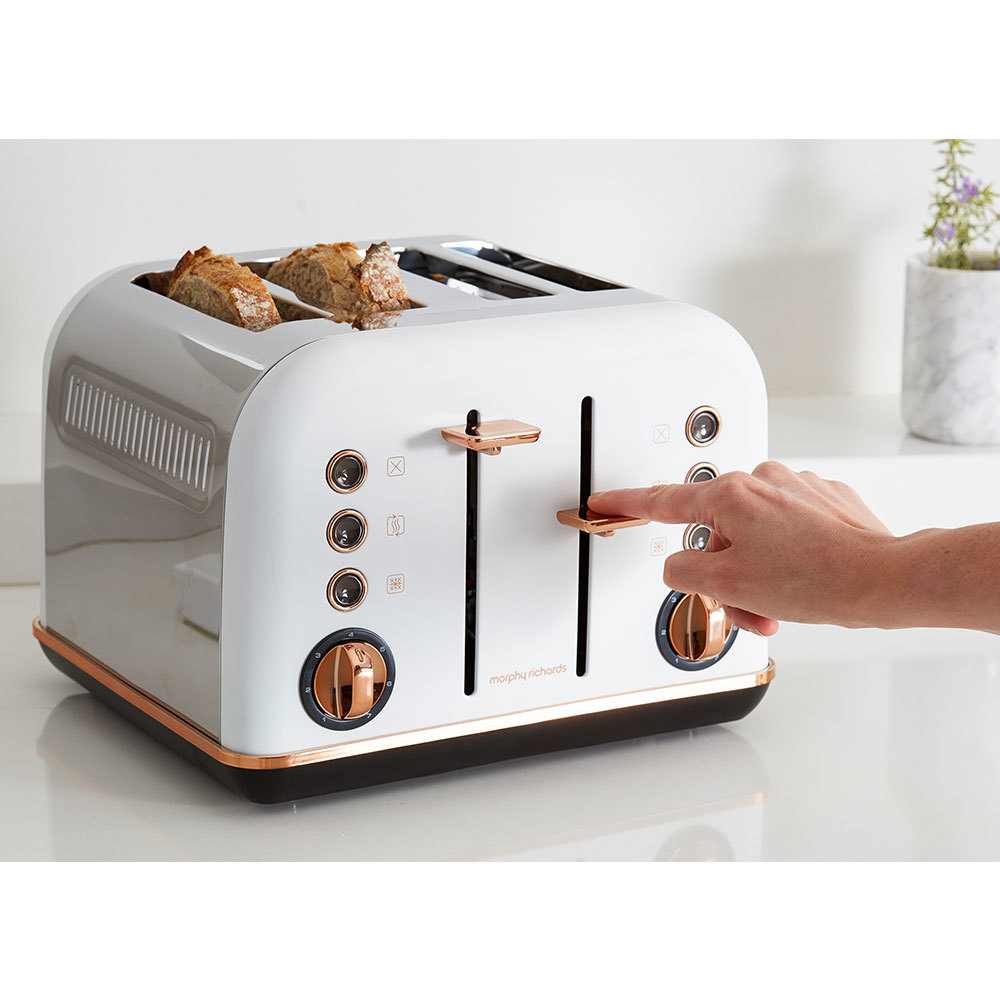 Morphy Richards 242108 White Accents 4 Slice Toaster Rose Gold w