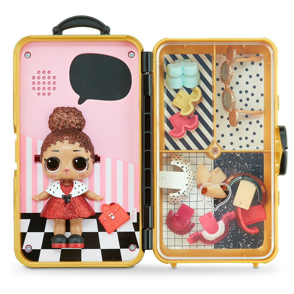LOL Surprise 15+ Surprises Style Suitcase Dress Up Doll/Accessories