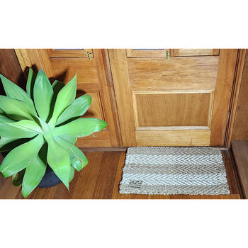 /assets/alt_3/23-2015.jpg?20251014185359