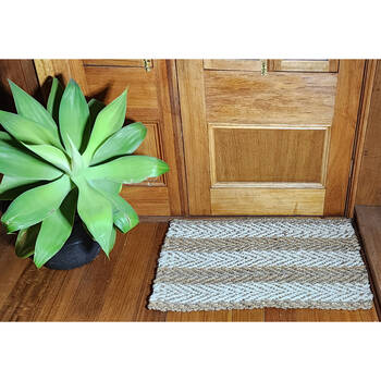 /assets/alt_3/23-2015B.jpg?20251014185417