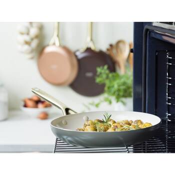 /assets/alt_3/CHW-CC009441102.jpg?20260130110055