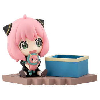 Good Smile Company Spy Family Hold Anya Forger Figure 7cm
