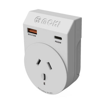 Moki Travel Adaptor Plus Outbound AU/NZ to US  with Type-C & USB-A