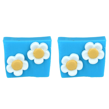 2PK Bomb Cosmetics Daisy Roots Soap Slice Scented Bar
