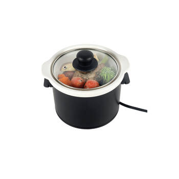 Wildtrak Compact Travel/Camping Size Slow Cooker 1.5 Quart 12 Volt