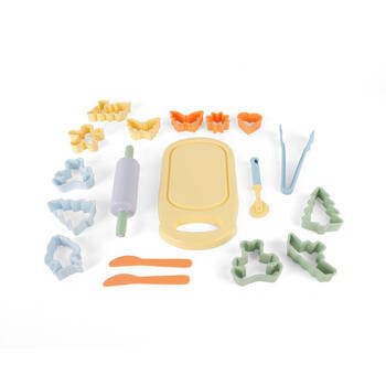 18pc Dantoy Plastic Play Clay Moulds Set in Net Toy - Pastel 2y+