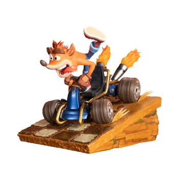  Crash Team Racing: Nitro Fueled - Crash in Kart Statue