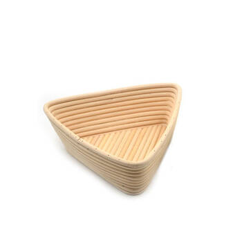 Brunswick Bakers Triangle Rattan 23cm Bread Banneton Basket