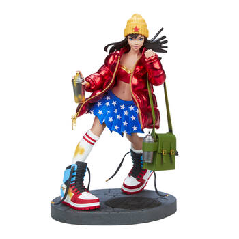 DC Comics - Hype Girl Wonder Woman Designer Statue Collectable