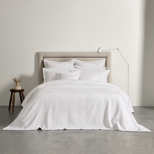 Bianca Evora Set Coverlet Set White Super King Bed with Pillowcase