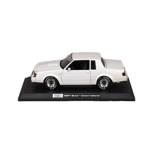 Maisto Diecast Model 1987 Buick Grand National Car Collectible White