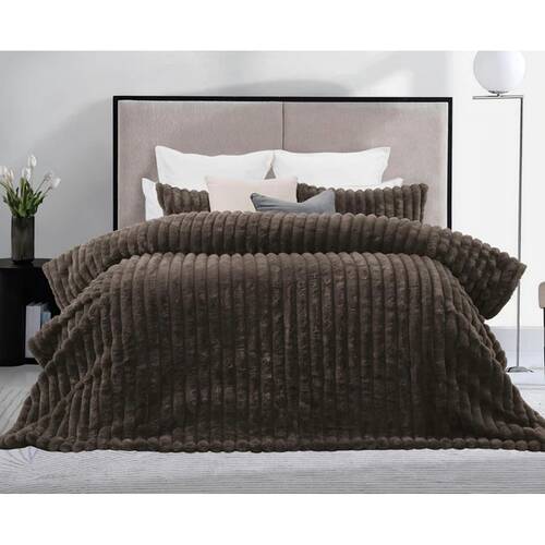 CDSI Arna Fleece Comforter King W/ 2 Pillow Cases Chocolate 255x240cm