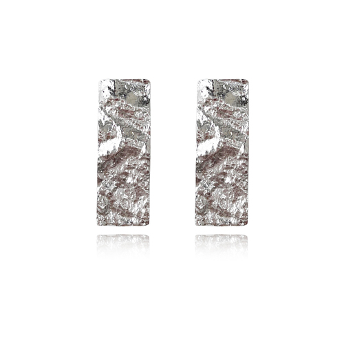 Culturesse Mae Artsy 20mm Foil Stud Earrings - Silver