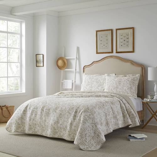 Laura Ashley Amberley Printed Coverlet Set Queen - Biscuit