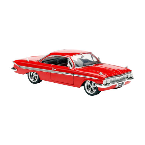 Fast and Furious 8 Dom's Chevy Impala 1:24 Scale Hollywood Ride