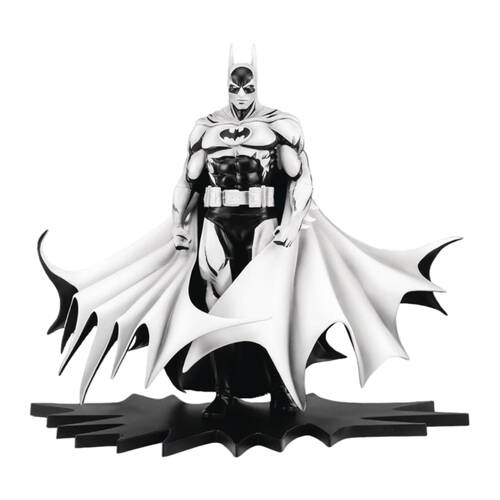 Pure Arts Batman Batman Neil Adams Black & White PVC 1:8 Scale Statue 11in
