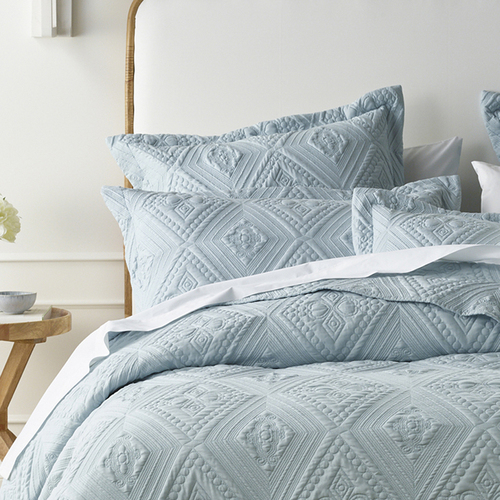 Bianca Aspen Queen Polyester Bedspread w/ 2x Pillowcases Bedding Set Sky Blue