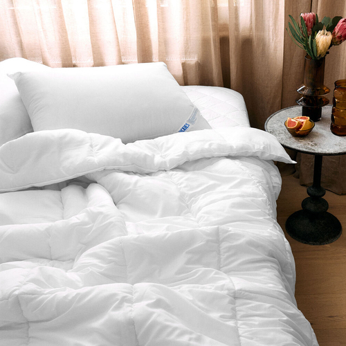 Dickies Queen Bed Anti-Microbial Quilt White