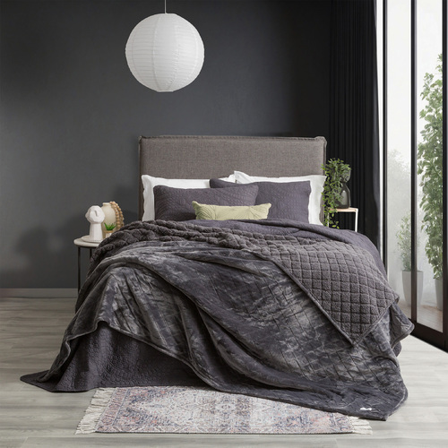 Renee Taylor Heston Queen/King Blanket 480GSM Velvet Sherpa Graphite