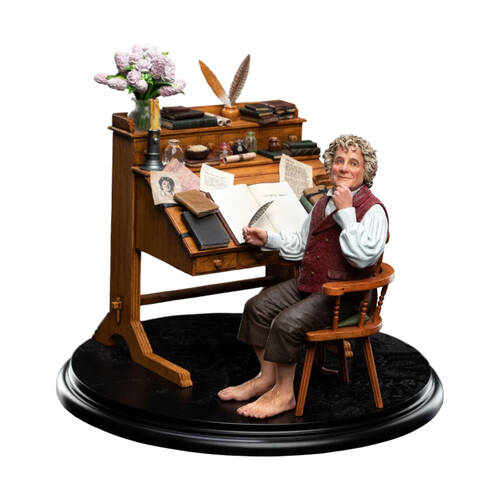 The Lord of the Rings Bilbo Baggins At His Desk Classic Series 1:6