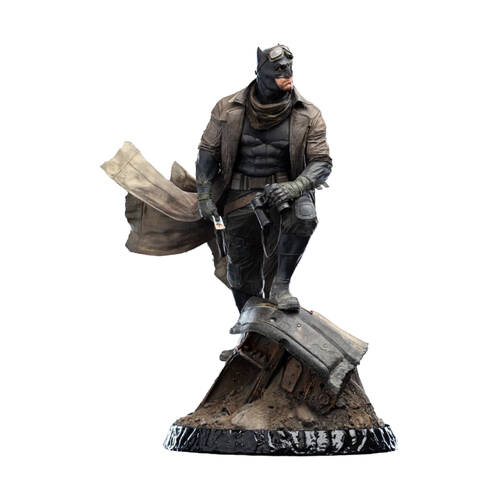 Zack Snyder's Justice League (2021) Knightmare Batman 1:4 Scale Statue